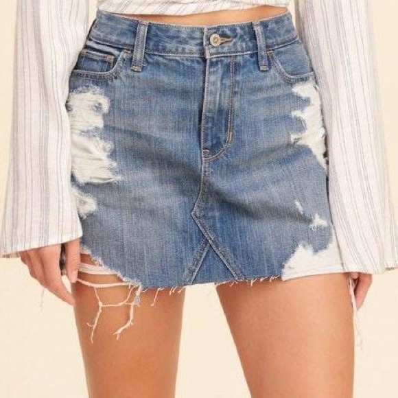 Hollister Dresses & Skirts - Hollister distressed high waisted denim skirt